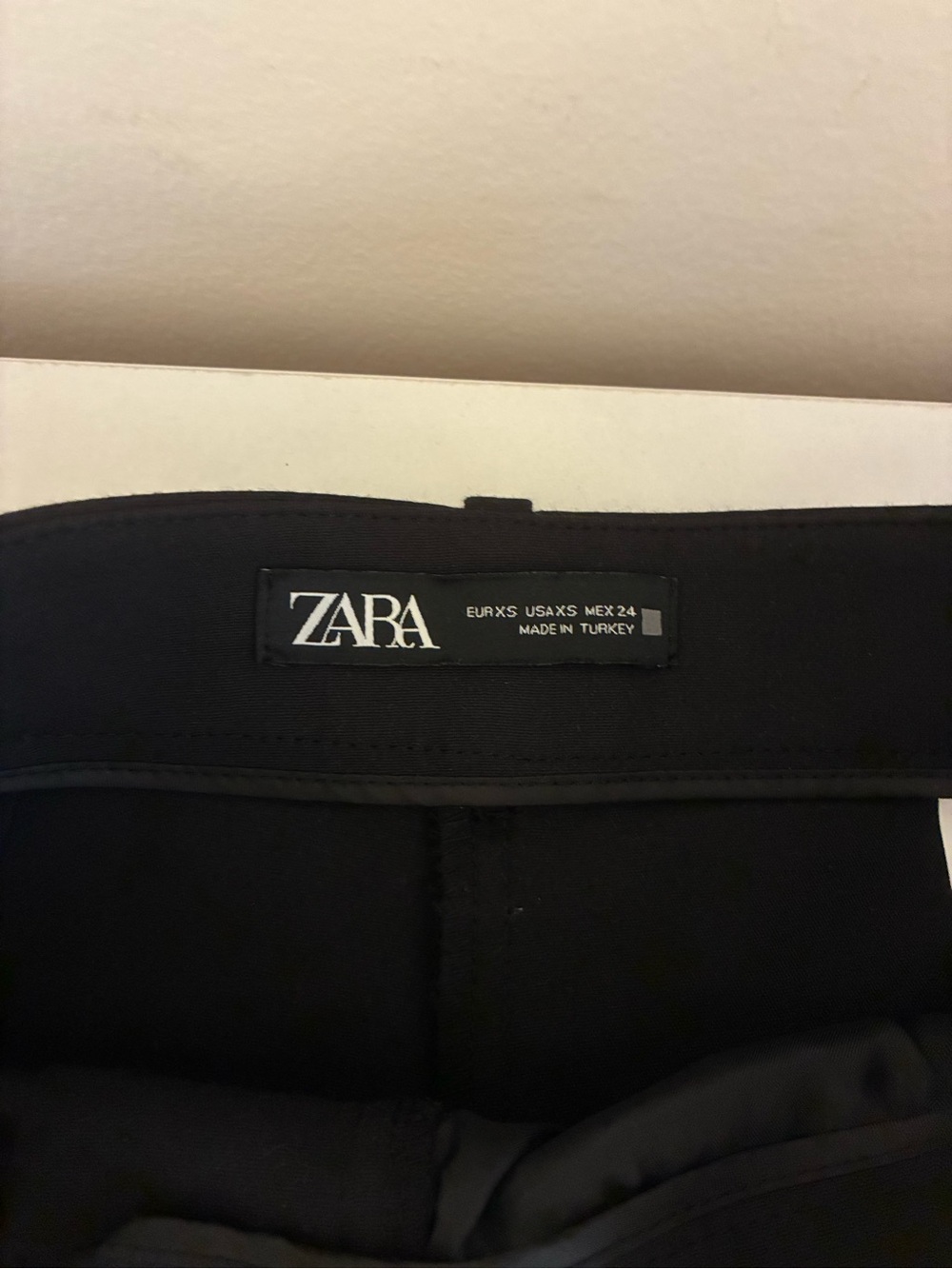 Zara Black High-Waist Shorts with Gold Buttons - Picture 2 of 2